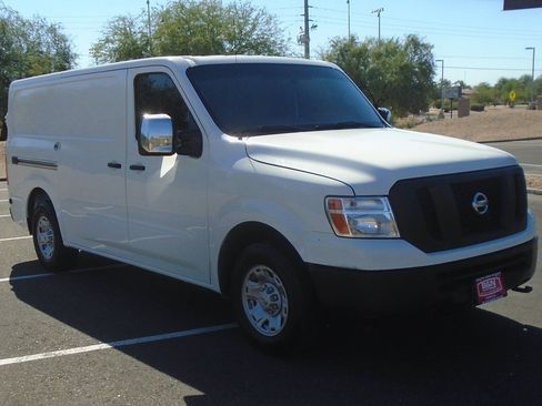 Used 2021 Nissan NV 2500 SV RWD image 7