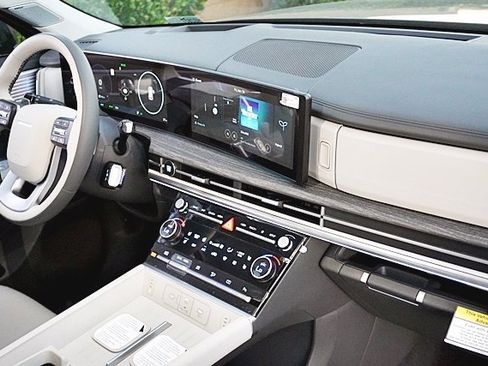 New 2026 Hyundai Santa Fe Calligraphy image 13