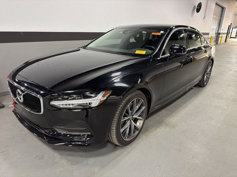 Used 2020 Volvo S90 T6 Momentum w/ Protection Package Premier image 1