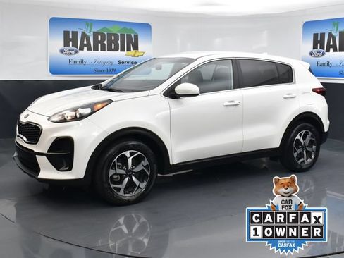 Used 2022 Kia Sportage LX FWD image 1