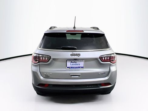 Used 2022 Jeep Compass Latitude w/ Convenience Group AWD/4WD image 6