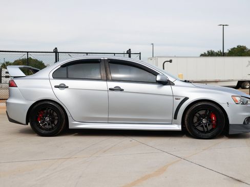 Used 2012 Mitsubishi Lancer Evolution GSR image 13