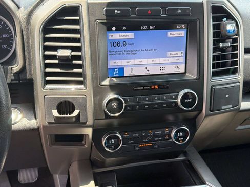 Used 2019 Ford Expedition Max XLT w/ Equipment Group 201A RWD image 18