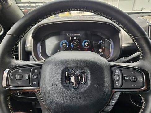 Used 2025 RAM 3500 Limited AWD/4WD image 39