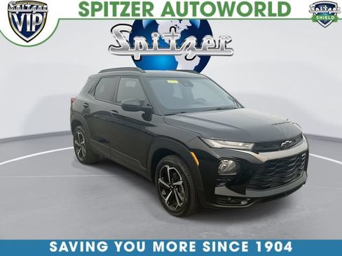 Used 2022 Chevrolet TrailBlazer RS w/ Technology Package AWD/4WD image 2