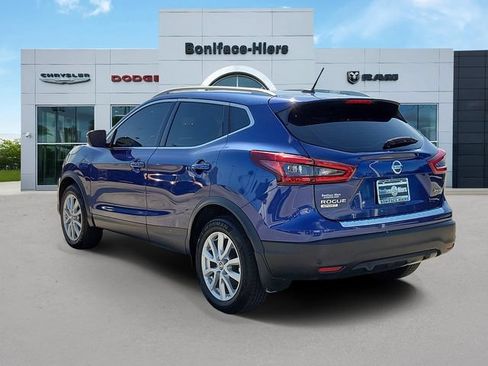 Used 2022 Nissan Rogue Sport SV AWD/4WD image 4