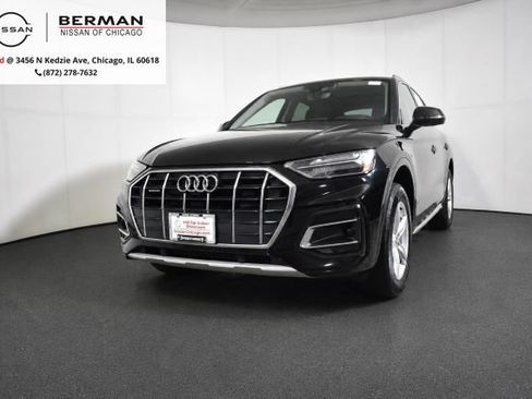 Used 2023 Audi Q5 2.0T Premium w/ Convenience Package AWD/4WD image 1