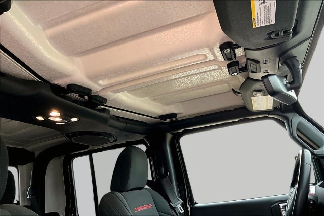 Used 2021 Jeep Gladiator Rubicon AWD/4WD image 28