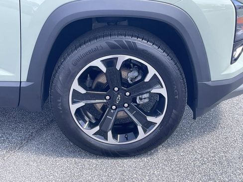 Used 2025 Chevrolet Equinox LT w/ Convenience Package II FWD image 10
