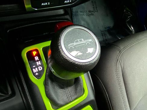 Used 2020 Jeep Gladiator Sport w/ Quick Order Package 24S AWD/4WD image 84