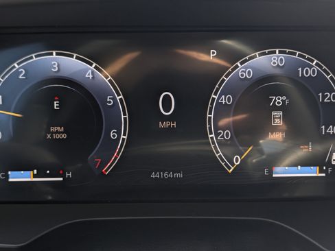 Certified 2023 Jeep Grand Cherokee L Overland w/ Luxury Tech Group IV image 13