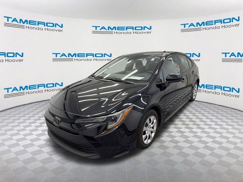 Used 2024 Toyota Corolla LE FWD image 1