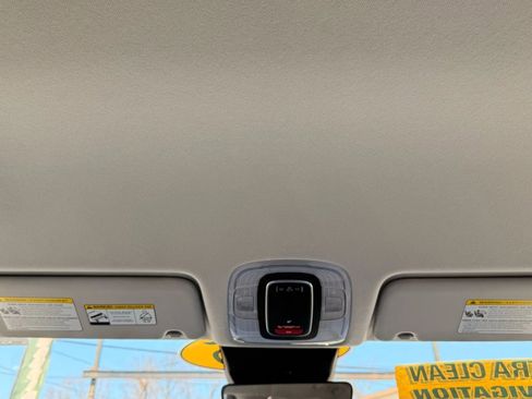 Used 2025 Hyundai Kona SEL image 14