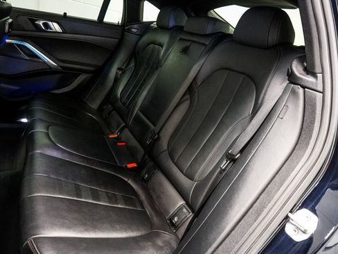 Used 2021 BMW X6 M50i w/ Executive Package image 9