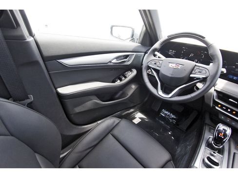 New 2026 Cadillac CT5 Premium Luxury RWD image 8