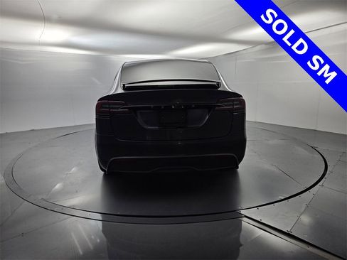 Used 2023 Tesla Model X image 10