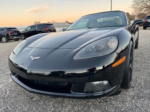 Used 2006 Chevrolet Corvette Convertible w/ Preferred Equipment Group image 5