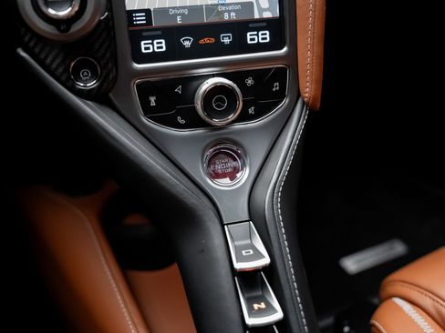 Used 2018 McLaren 720S image 47