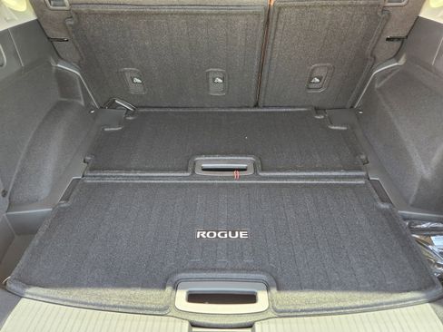 New 2025 Nissan Rogue Platinum w/ Platinum Premium Package image 28