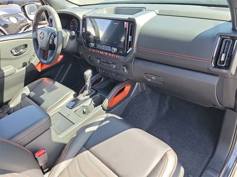 New 2025 Nissan Frontier PRO-4X w/ Pro Premium Package image 11