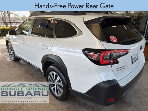 Certified 2025 Subaru Outback Premium image 7