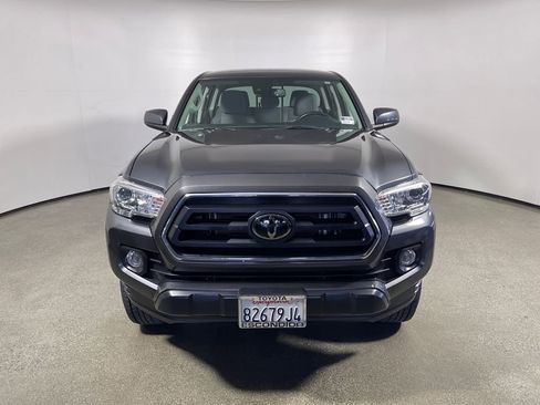 Used 2022 Toyota Tacoma SR5 RWD image 8