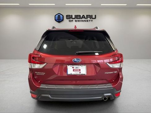 Certified 2022 Subaru Forester Limited w/ Popular Package #2 image 4