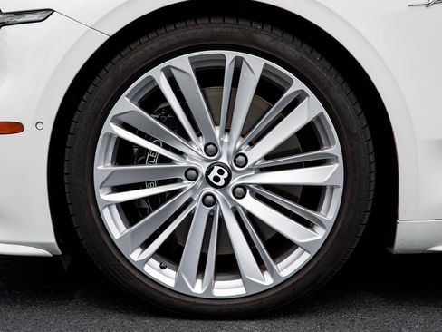 Certified 2025 Bentley Continental GT Speed AWD/4WD image 23