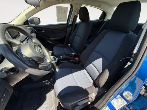 Used 2016 Scion iA FWD image 10
