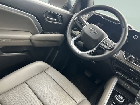 Used 2024 Chevrolet Colorado ZR2 w/ ZR2 Convenience Package III image 20