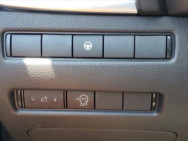 Used 2023 Nissan Rogue SV FWD image 24