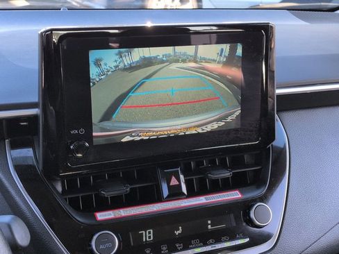 Used 2025 Toyota Corolla LE image 17