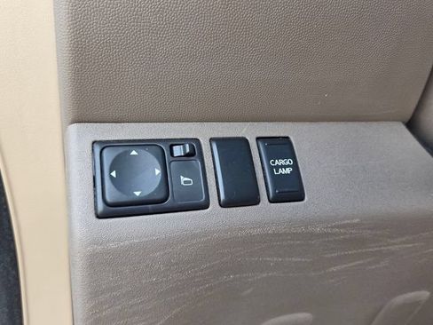 Used 2016 Nissan Frontier SV RWD image 30