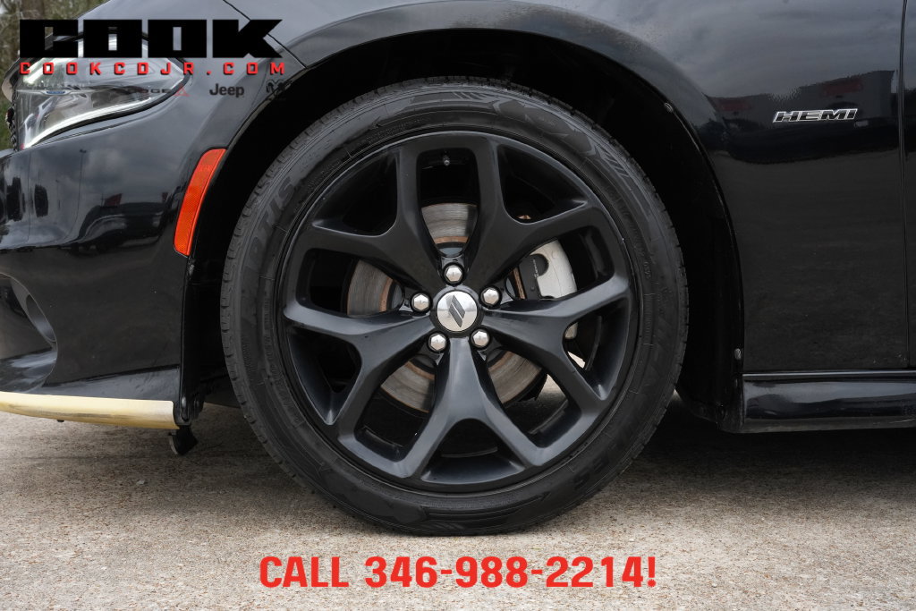 Used 2018 Dodge Charger R/T RWD image 28