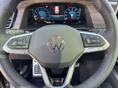 New 2026 Volkswagen Atlas SEL Premium R-Line AWD/4WD image 17