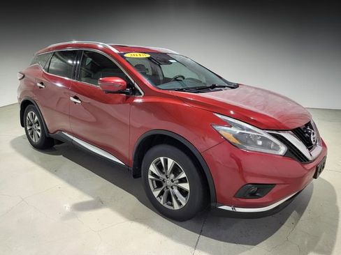 Used 2018 Nissan Murano SL image 2
