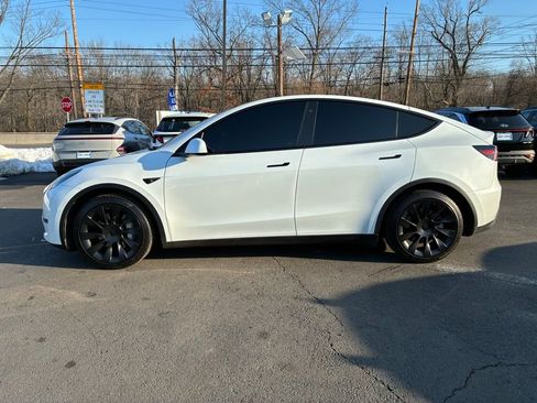 Used 2021 Tesla Model Y Long Range image 4