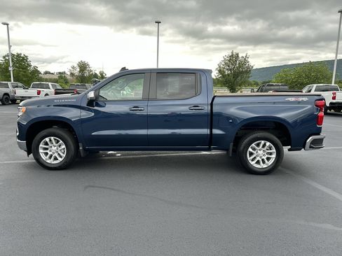Used 2023 Chevrolet Silverado 1500 LT AWD/4WD image 4