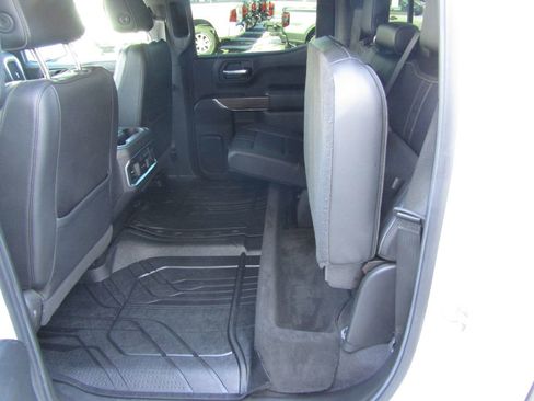 Used 2020 Chevrolet Silverado 1500 High Country w/ Technology Package image 38