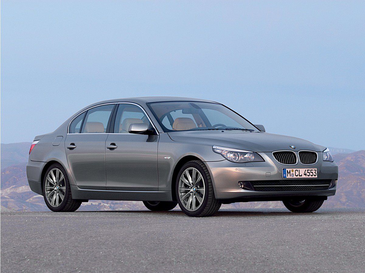 Used 2010 BMW 528i xDrive Sedan AWD/4WD image 1
