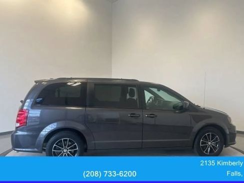 Used 2019 Dodge Grand Caravan GT FWD image 14