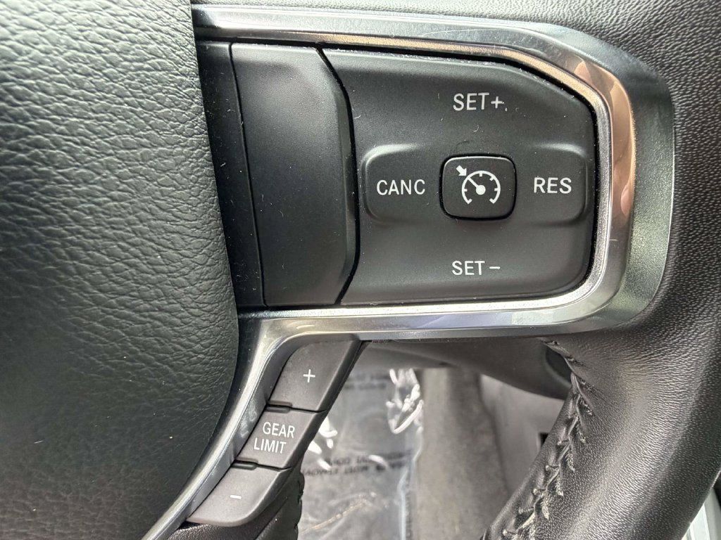 Used 2024 RAM 1500 Laramie AWD/4WD image 22