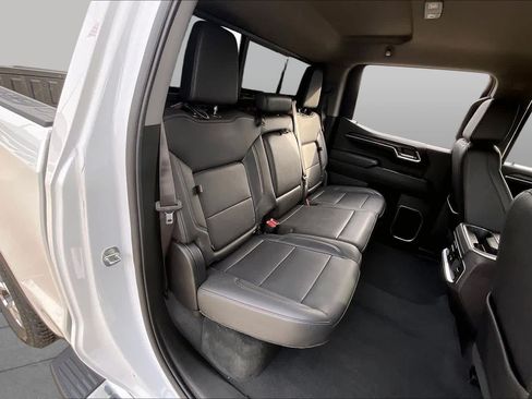 Certified 2024 GMC Sierra 1500 SLT AWD/4WD image 18