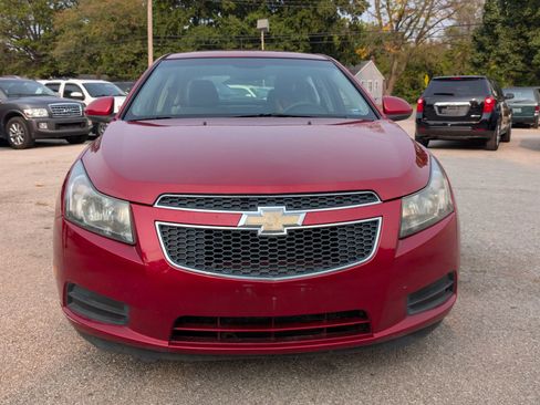 Used 2012 Chevrolet Cruze LT image 2