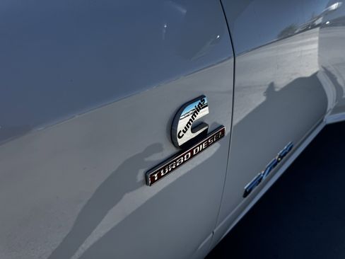 Used 2024 RAM 2500 Laramie image 15
