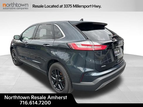 Used 2024 Ford Edge SEL image 3