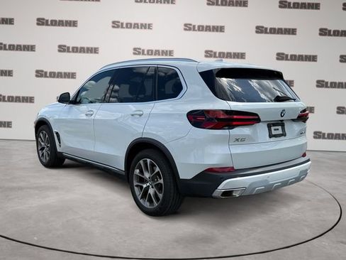 Used 2024 BMW X5 xDrive40i w/ Premium Package AWD/4WD image 3