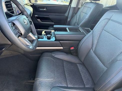 Used 2022 Toyota Tundra Limited image 11