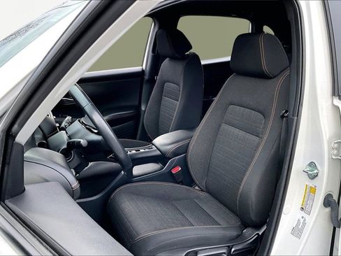 Used 2023 Honda HR-V Sport image 17