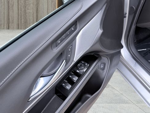 Used 2025 Cadillac CT4 Premium Luxury image 21